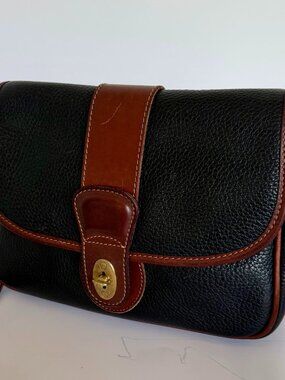 Vintage COACH Glenwood Sheridan Bag, Style 4225, in Black and Tabac Tan